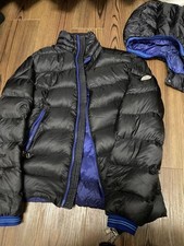 Moncler doudoune down d'occasion  Expédié en Belgium