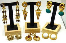 6 earrings vintage pairs for sale 6 earrings vintage pairs for sale Trafford