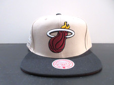 Usado, Boné Miami Heat Snap Back marrom preto NBA basquete patch Mitchell Ness masculino comprar usado  Enviando para Brazil
