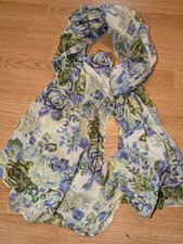 Foulard coton floral d'occasion  Choisy-le-Roi