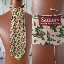 Sammy vintage cravat for sale Sammy vintage cravat for sale  MELROSE