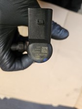 Injektor injektoren 03l130277b gebraucht kaufen  Mönchengladbach