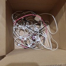 Usado, Cabos Apple não testados, tijolo de carregamento vários estilos e iPod embaralhado não funciona comprar usado  Enviando para Brazil