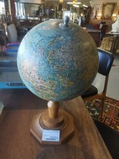 Petit globe terrestre d'occasion  Yffiniac