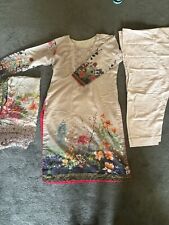Women asian cream for sale  LUTON