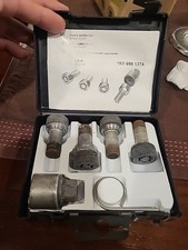 Conjunto de trava de parafuso de roda Volkswagen Tiguan com chave 1K0698137A Schrauben comprar usado  Enviando para Brazil