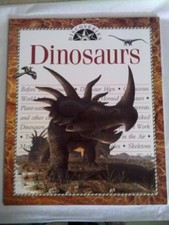 Dinosaurs por Milner Angela comprar usado  Enviando para Brazil