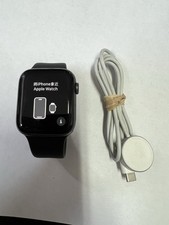 Apple Watch Series 4 44mm GPS cinza alumínio + pulseira esportiva preta celular desbloqueada comprar usado  Enviando para Brazil