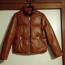 Usado, Jaqueta de inverno feminina camelo Levis Breanna acolchoada couro ecológico zíper completo tamanho P comprar usado  Enviando para Brazil