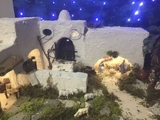 Presepe artigianale 60x40x22 usato  Melzo