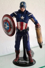 Hot toys captain gebraucht kaufen  München