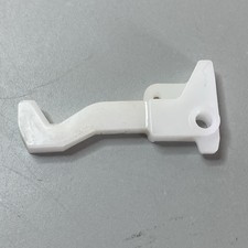 Micro-ondas GE/Frigidaire/Electrolux: trava de porta (pawl) 5304429484 comprar usado Micro-ondas GE/Frigidaire/Electrolux: trava de porta (pawl) 5304429484 comprar usado  Enviando para Brazil