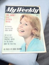 Weekly magazine women for sale  LOUGHTON