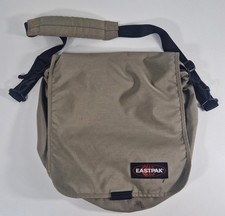 Eastpack umhängetasche 35x35x gebraucht kaufen  Plochingen