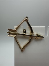 Broche arco e flecha tom dourado flecha cupido comprar usado Broche arco e flecha tom dourado flecha cupido comprar usado  Enviando para Brazil