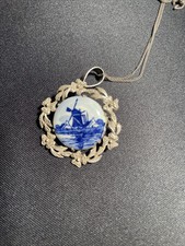Collier pendentif original d'occasion  La Côte-Saint-André