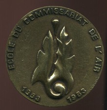 1953 1983 table d'occasion  Expédié en Belgium