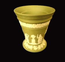 Vaso porta fiori usato Vaso porta fiori usato  Tribogna