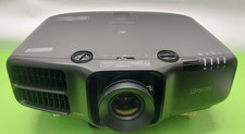 Projetor Epson Powerlite Pro G6970WU WUXGA 3LCD 197 horas usado comprar usado Projetor Epson Powerlite Pro G6970WU WUXGA 3LCD 197 horas usado comprar usado  Enviando para Brazil