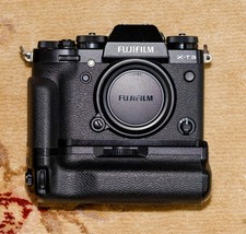 Fujifilm mirrorless camera for sale  TRURO