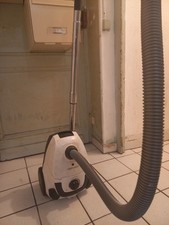 Aspirateur tornado d'occasion  Montendre