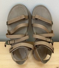 Teva women strappy for sale  Houston