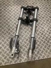 Forcella anteriore completta usato Forcella anteriore completta usato  Casatenovo