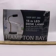 Lâmpada LED Hampton Bay com cabeça de lâmpada ajustável preto fosco 15" 1009897280 comprar usado  Enviando para Brazil