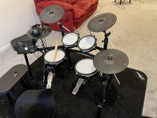 Roland electronic v for sale  Arlington