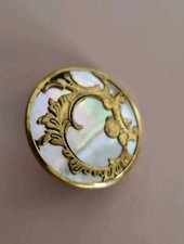 Bouton ancien nacre d'occasion  Limonest