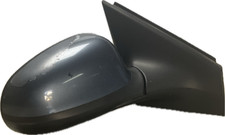 Specchio retrovisore sinistro usato Specchio retrovisore sinistro usato  Italia