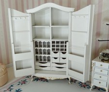 Armario boutique victoriano pintado a mano Bespaq casa de muñecas miniatura 1:12 segunda mano  Embacar hacia Mexico