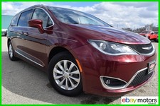 2018 chrysler pacifica d'occasion  Expédié en Belgium