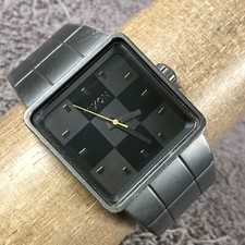 Nixon quatro men for sale  Mission