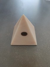 Pyramide marbre carrare d'occasion  La Côte-Saint-André