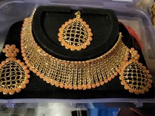 Indian jewellery set for sale  WOLVERHAMPTON