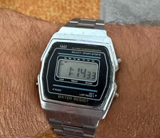 Montre digital vintage d'occasion  Belleville