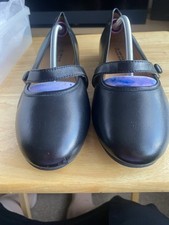 Shoe tailor flat for sale  SWINDON