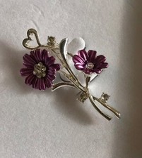 Gerbera daisy brooch for sale Gerbera daisy brooch for sale  ABERYSTWYTH
