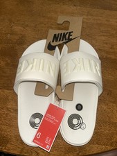 Nike women offcourt for sale  Perry Hall