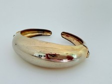 Antigo. CORO PEGASUS LABEL PULSEIRA DE PUNHO DUPLO TOM OURO BRILHANTE 522 comprar usado Antigo. CORO PEGASUS LABEL PULSEIRA DE PUNHO DUPLO TOM OURO BRILHANTE 522 comprar usado  Enviando para Brazil