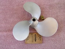 Johnson antique outboard motor propeller aluminum K50-K70 1930-34 8hp # 27-57 comprar usado Johnson antique outboard motor propeller aluminum K50-K70 1930-34 8hp # 27-57 comprar usado  Enviando para Brazil