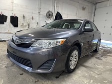 2014 toyota camry for sale  Inkster