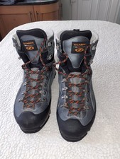 Scarpa manta pro for sale  BUXTON