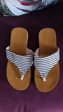 Ladies toe post for sale  OLDHAM