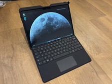 Tablet Microsoft Surface Pro X 13" SQ1 8GB RAM 1TB SSD 4G LTE + Teclado comprar usado  Enviando para Brazil
