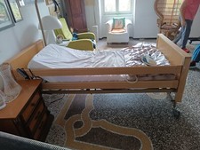 Electric orthopedic bed usato  Lavagna