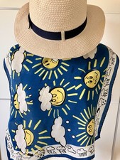 Stilvolles seidentuch moschino gebraucht kaufen  Bonn