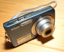 Nikon digital camera usato  Cossato