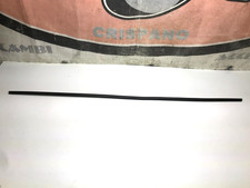 Guarnizione parabrezza origina usato Guarnizione parabrezza origina usato  Frattaminore